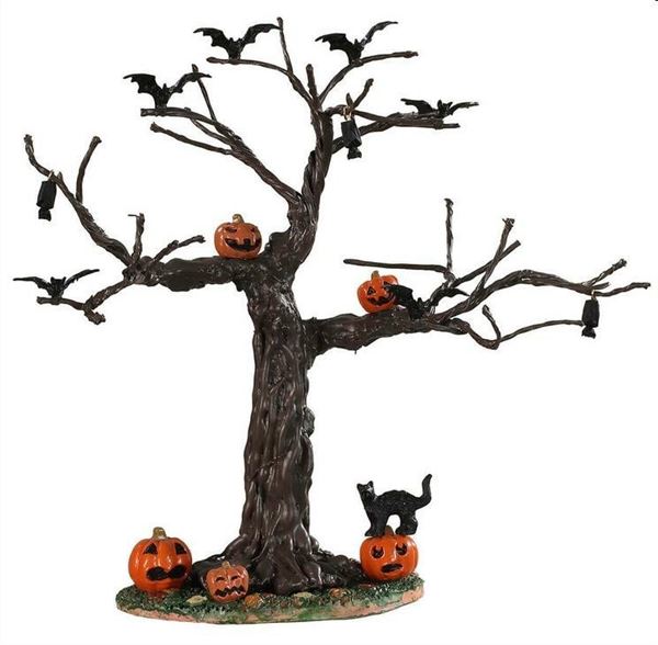 BATTY FOR PUMPKINS TREE