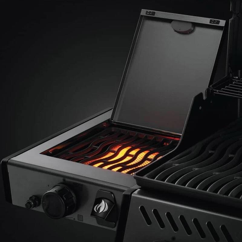 BARBECUE A GAS 4+1 FUOCHI INFRAROSSI LATERALI 425 FREESTYLE