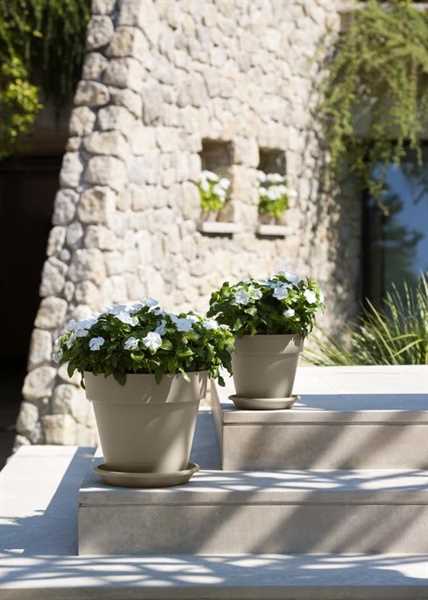 VASO DA ESTERNO IN RESINA TONDO MITU PAC TORTORA CM.Ø60XH53