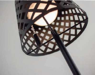 LAMPADA DA TAVOLO SOLARE+USB GRETITA METALLO NERO CM.Ø10XH30