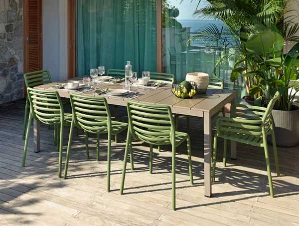 SEDIA CON BRACCIOLI IN POLIPROPILENE DOGA AGAVE CM.60X57X84