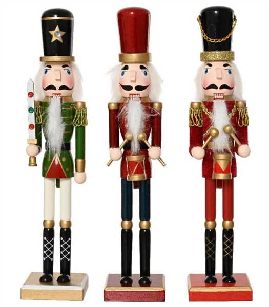 SCHIACCIANOCI CM.22H 3 MODELLI ASSORTITI