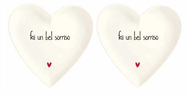 SET 2 PIATTI CUORE 18CM FAI UN BEL SORRISO