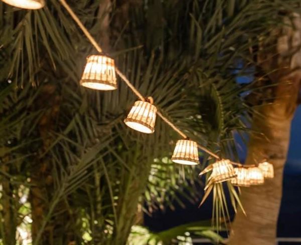GHIRLANDA AURORA 10 LUCI CALDE BAMBOO/RATTAN SOLAR+USB 8MT