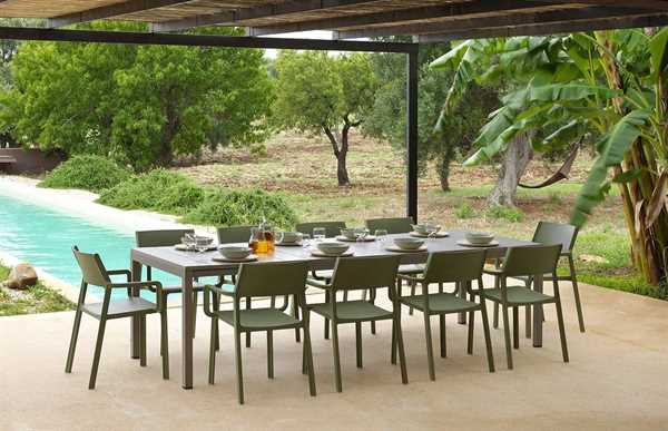 SEDIA CON BRACCIOLI POLIPROPILENE TRILL AGAVE CM.59X54XH83
