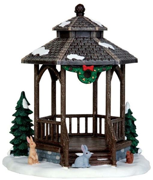 WINTER GAZEBO